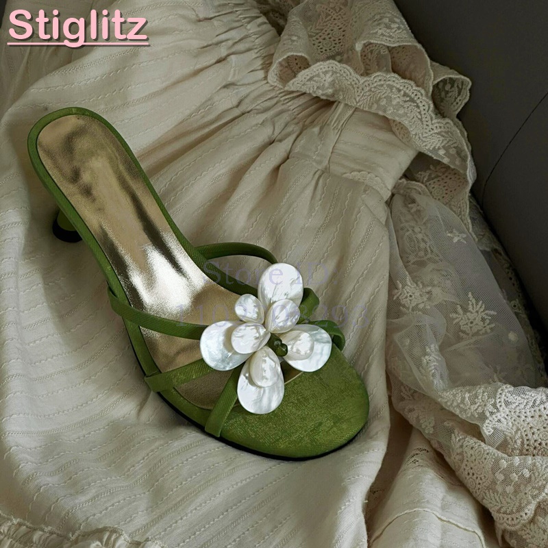 Beyaz Çiçekli Yüksek Topuklu T - Slip Dress Satin incelemesi ve fiyatı